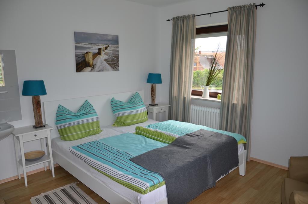 Hotel & Ferienunterkuenfte Hus Seeblick เฟมาร์น ห้อง รูปภาพ
