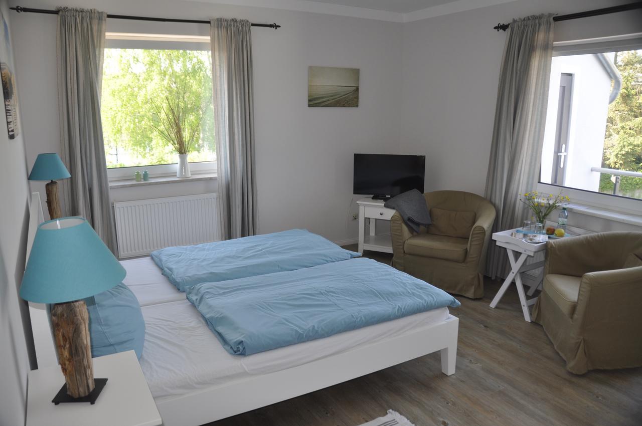 Hotel & Ferienunterkuenfte Hus Seeblick เฟมาร์น ภายนอก รูปภาพ
