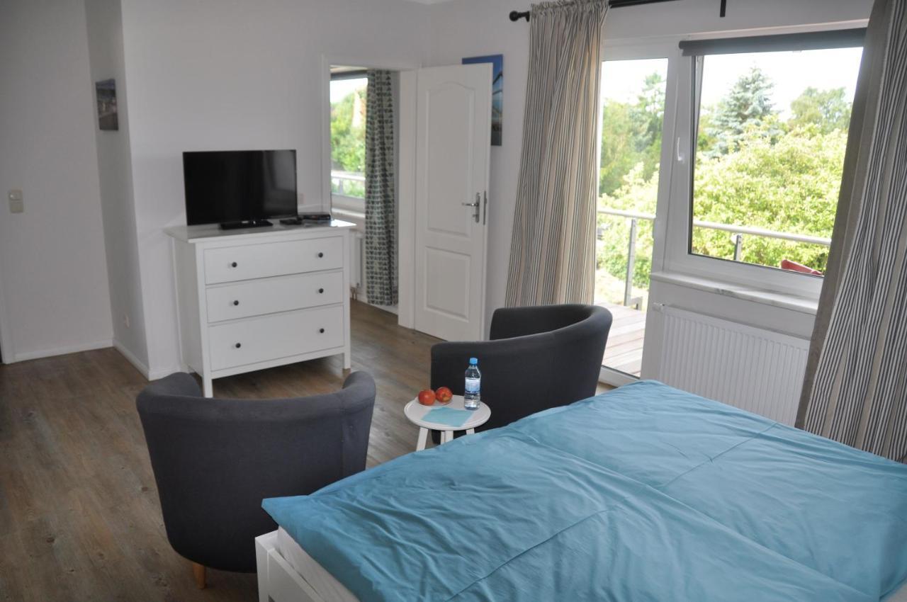 Hotel & Ferienunterkuenfte Hus Seeblick เฟมาร์น ภายนอก รูปภาพ